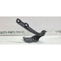 Петля Завіса капоту ліва Skoda Octavia A7 VAG (5E0823301)