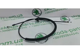 Тросік відмикання капоту задній Skoda Octavia A7 5E0823535B VAG (5E0823535B)