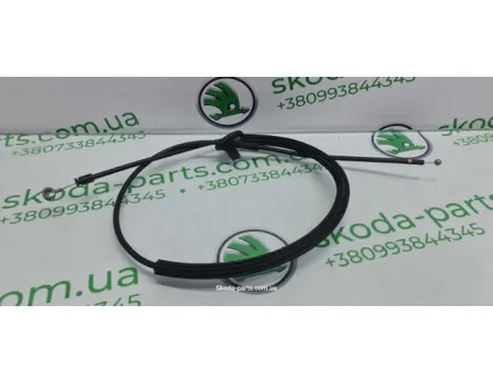 Тросік відмикання капоту задній Skoda Octavia A7 5E0823535B VAG (5E0823535B)