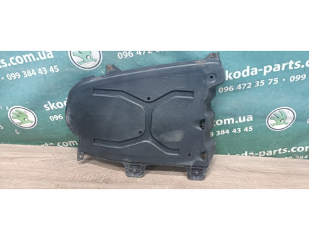 Захист днища, задній правий Skoda Octavia A7 VAG (5E0825205D)