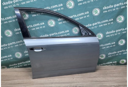 Двері передні праві Skoda Octavia A7 VAG (5E0831052)