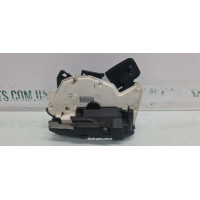 Замок дверей задній лівий Skoda Octavia A7 5E0839015 VAG (5E0839015)