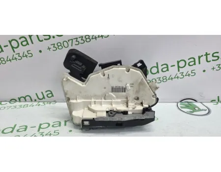 Замок задньої дверї правої Skoda Octavia A7 5E0839016 VAG (5E0839016)