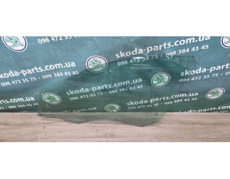 Скло передніх дверей Skoda Octavia A7 VAG (5E0845201A)
