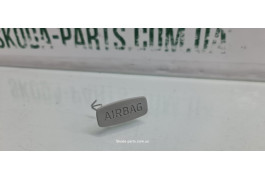 Заглушка верхньої накладки центральної стійки Skoda Octavia A7 5E0853437 VAG (5E0853437)