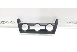 Рамка кліматконролю в торпеду Skoda Octavia A7 VAG (5E0863152B)