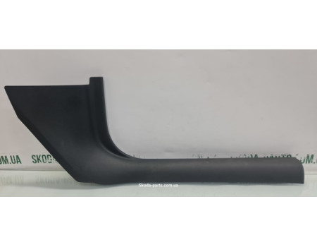 Накладка порога передня права Skoda Octavia A7 5E0863484 VAG (5E0863484)