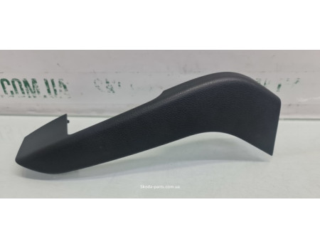 Накладка карти дверей передня ліва Skoda Octavia A7 5E0867197 VAG (5E0867197)