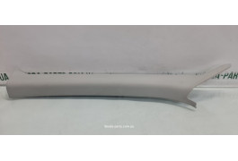 Накладка стійки передня ліва Skoda Octavia A7 5E0867233 VAG (5E0867233)