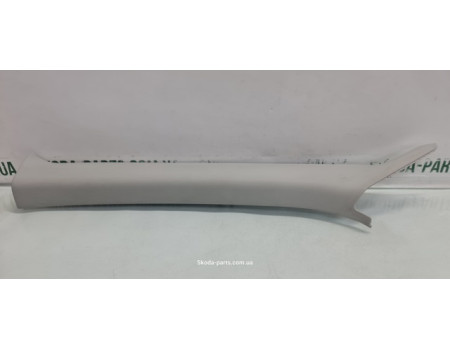 Накладка стійки передня ліва Skoda Octavia A7 5E0867233 VAG (5E0867233)