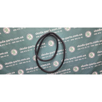 ущільнювач дверей передніх лівий Skoda Octavia A7 VAG (5E0867365)