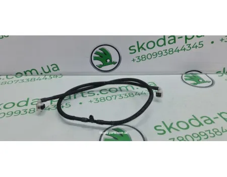 Трубка форсунок омивача вітрового скла Skoda Octavia A7 5E0955447 VAG (5E0955447)