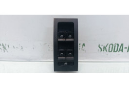 Кнопковий блок керування склопідіймачами передній лівий Skoda Octavia A7 VAG (5E0959857)
