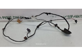 Проводка парктроніка заднього бампера Skoda Octavia A7 5E0971104 VAG (5E0971104)