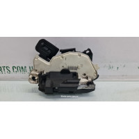 Замок дверей передній правий Skoda Octavia A7 5E1837016 VAG (5E1837016)