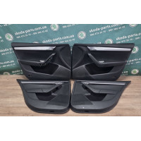 Карти дверей Карта шкіра Skoda Octavia A7 VAG (5E1867011S)