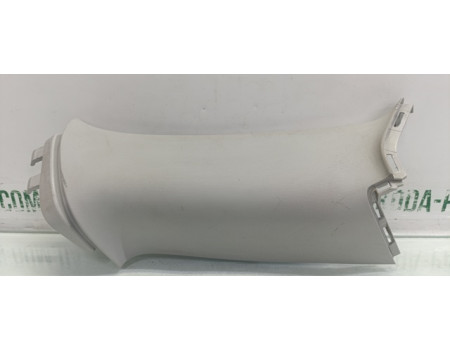 Накладка стійки кузова внутрішня, задня ліва Skoda Octavia A7 VAG (5E9867287)