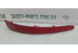 Катафот світловідбивач заднього бампера лівий комбі Skoda Octavia A7 VAG (5E9945105)