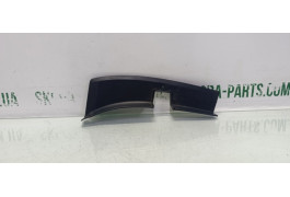 Накладка заднього ліхтаря Skoda Octavia A7 5E9945312 VAG (5E9945312)