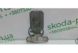 Кронштейн кріплення динаміка сигналізації Skoda Octavia A7 5G0951227B VAG (5G0951227B)