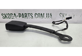 Замок паска безпеки передній лівий водія Skoda Octavia A7 VAG (5G4857755C)