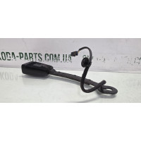 Замок паска безпеки передній правий пасажира Skoda Octavia A7 VAG (5G4857756E)