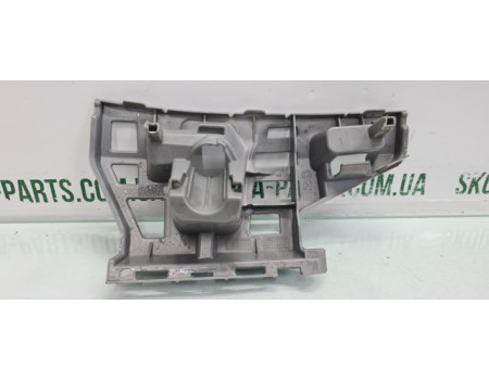 Кронштейн бампера переднього лівої фари Skoda Fabia New вживаний 5J0807055A VAG (5J0807055A)