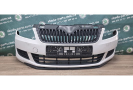 Бампер передній білий Skoda Fabia II NEW 2010р-2014р рестайл VAG (5J0807221DA)