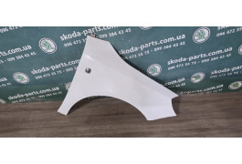 Крило переднє праве Skoda Fabia New 2008-2014р білий колір VAG (5J0821022ABA)