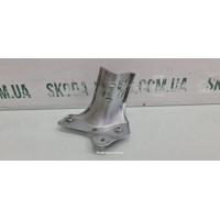 Кронштейн кріплення крила передній правий рестайл Skoda Fabia New VAG (5J0821142A)
