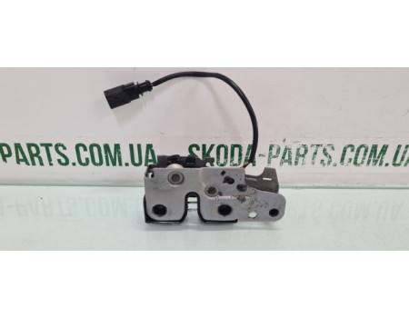 Замок капота Skoda Fabia II New вживаний 5J0823509C VAG (5J0823509C)