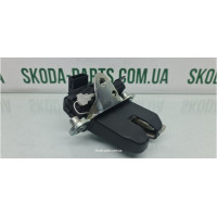 Замок кришки багажника Skoda Fabia II New 5J0827501B VAG (5J0827501B)