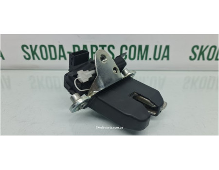 Замок кришки багажника Skoda Fabia II New 5J0827501B VAG (5J0827501B)
