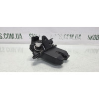 Замок кришки багажника Skoda Roomster VAG (5J0827501BD)