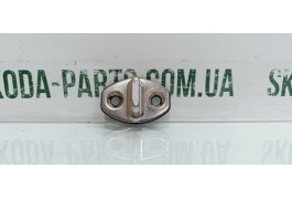 Скоба замка дверей Skoda Fabia New VAG (5J0837033A)