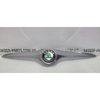 Молдинг Хром капоту Skoda Fabia New до рестайл 2008-2010р VAG (5J0853633)
