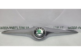 Молдинг Хром капоту Skoda Fabia New до рестайл 2008-2010р VAG (5J0853633)