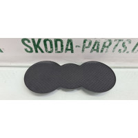 Накладка підстаканника Skoda Fabia New вживана 5J0863301A VAG (5J0863301A)