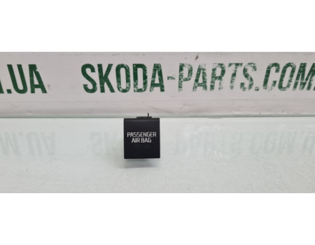 Кнопка включення подушок безпеки Skoda Fabia II New вживана VAG (5J0919235B)