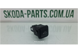 Кнопка сигналізації Skoda Fabia New 5J0962109 VAG (5J0962109)