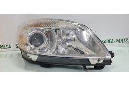 Фара права передня Skoda Roomster вживана 5J1941018D Hella VAG (5J1941018D)
