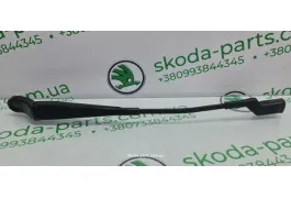 Двірник передній лівий Skoda Fabia New 5J1955409B VAG (5J1955409B)