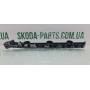 Направляюча заднього бампера права хетчбек Skoda Fabia New 5J6807394 VAG (5J6807394)