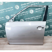 Двері передні ліві Skoda Fabia New VAG (5J6831055AB)