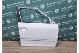 Двері передні праві колір білий 1026 з незначною корозією Skoda Fabia II NEW VAG (5J6831056GA)