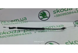 Тросік відмикання дверей передній Skoda Fabia New 5J6837085F VAG (5J6837085F)