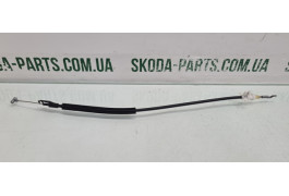Трос відкривання двері передньої Skoda Fabia 2  5J6837085H вживаний VAG (5J6837085H)