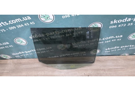 Скло дверей заднє праве хетчбек 2008-2014рр Skoda Fabia New 5J6845206J VAG (5J6845206J)