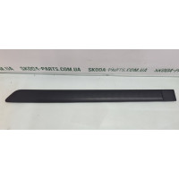 Молдинг задніх лівих дверей Skoda Fabia New вживаний 5J6853753 VAG (5J6853753)