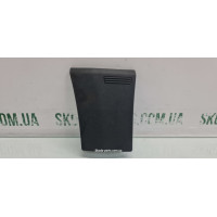 Заглушка обшивки багажника права Skoda Fabia II New 5J6867146A VAG (5J6867146A)